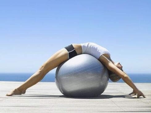 Fitball Cvičení pro léčbu osteochondrosy