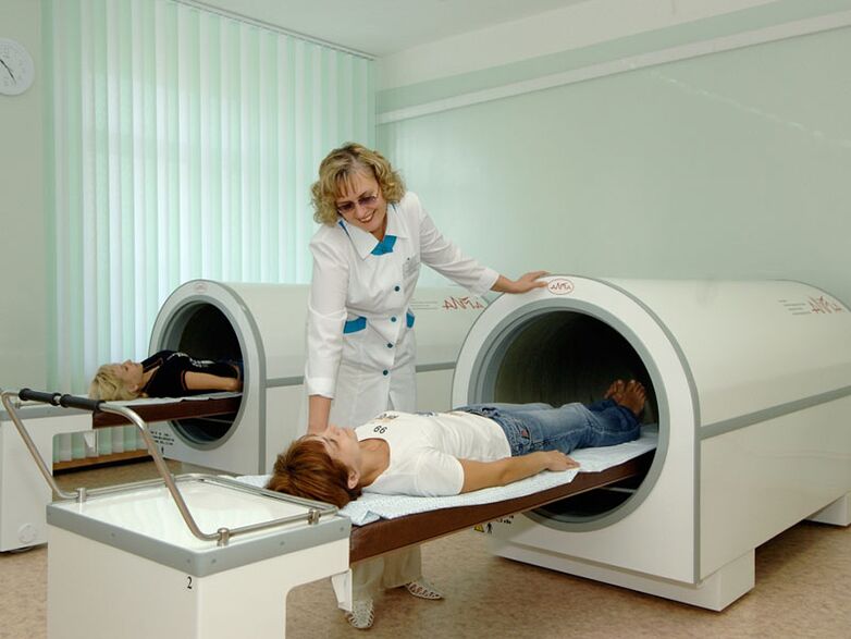 Za účelem diagnostiky osteochondrózy se provádí zobrazování magnetickou rezonancí